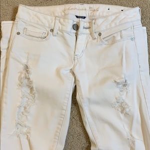 Distressed Skinny Jeans